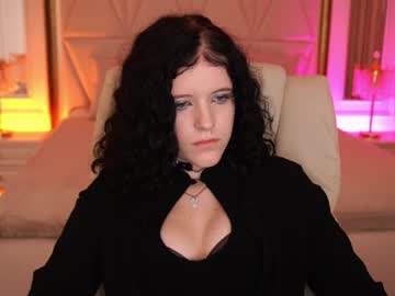 curly cleo