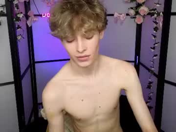 curly twinkboy