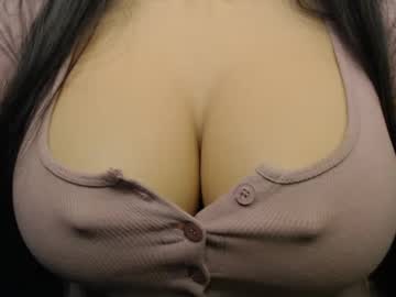 joan bigboobie