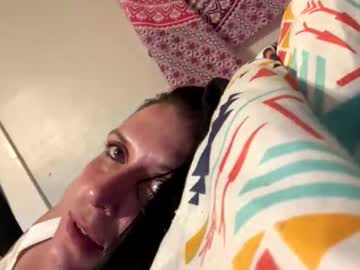lonelymilfxoxo