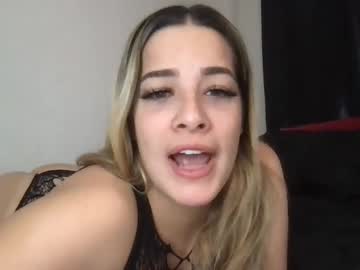 miaaasturbate
