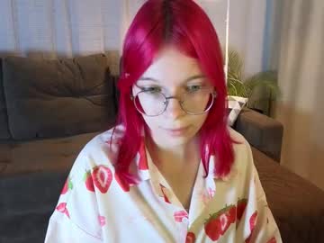 pink tilly