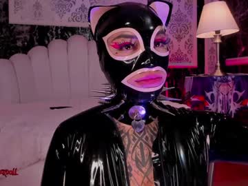 sadicrubberdoll